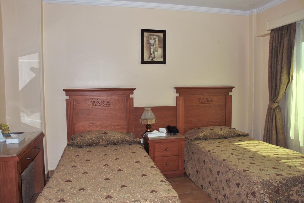 Tiba Pyramids Hotel Giza Værelse billede