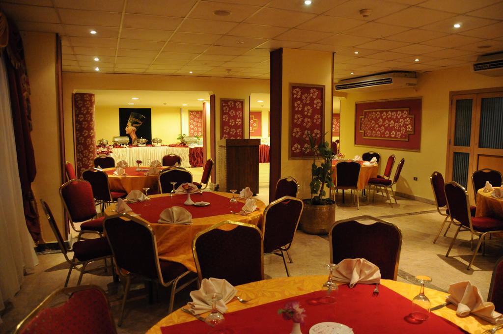 Tiba Pyramids Hotel Giza Eksteriør billede