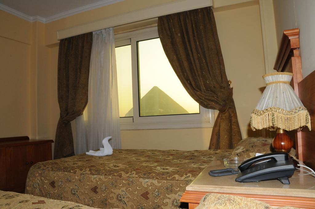 Tiba Pyramids Hotel Giza Eksteriør billede